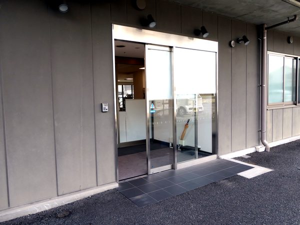 クリニック入口